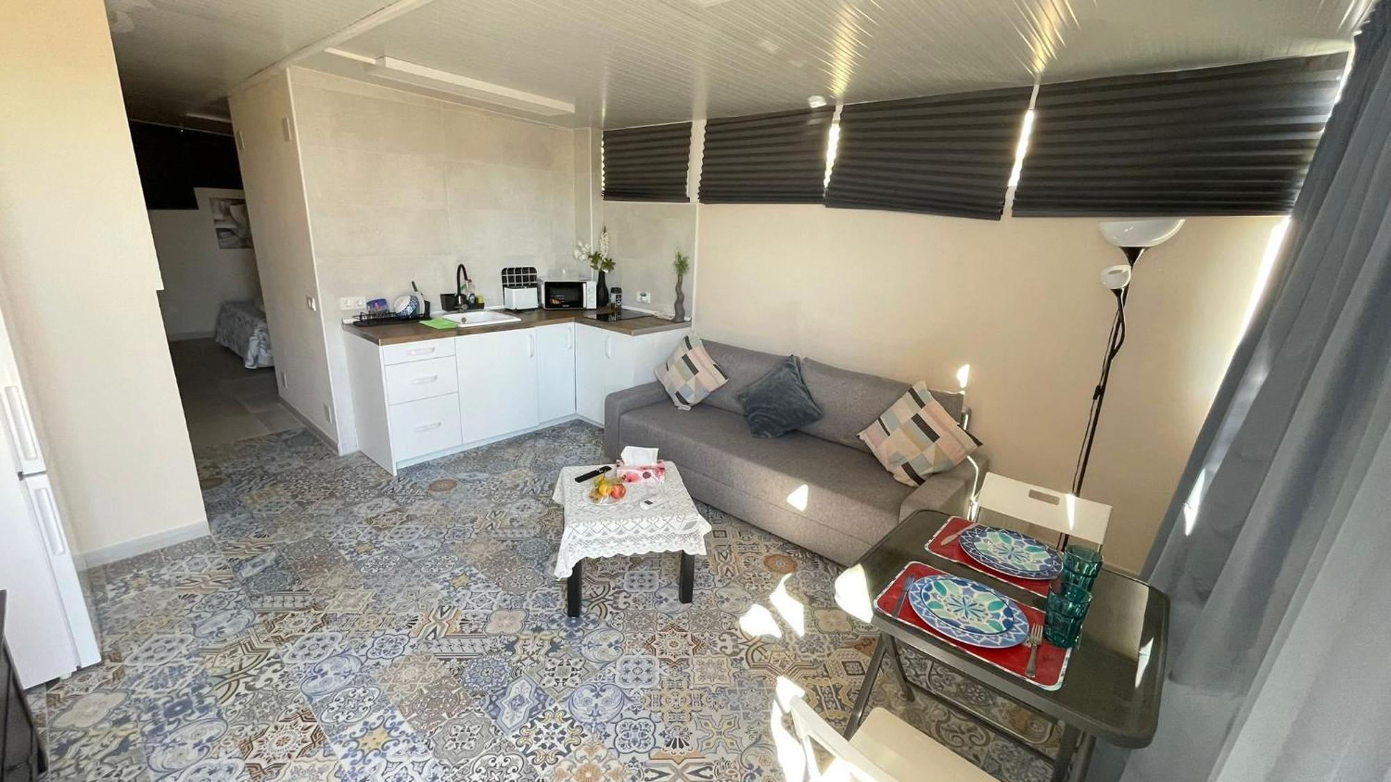 Luxury Estudio Apartment
